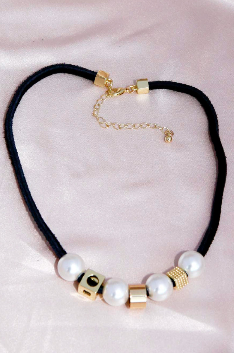 Pearl and Gold Beaded Necklace - LXM Fashion 