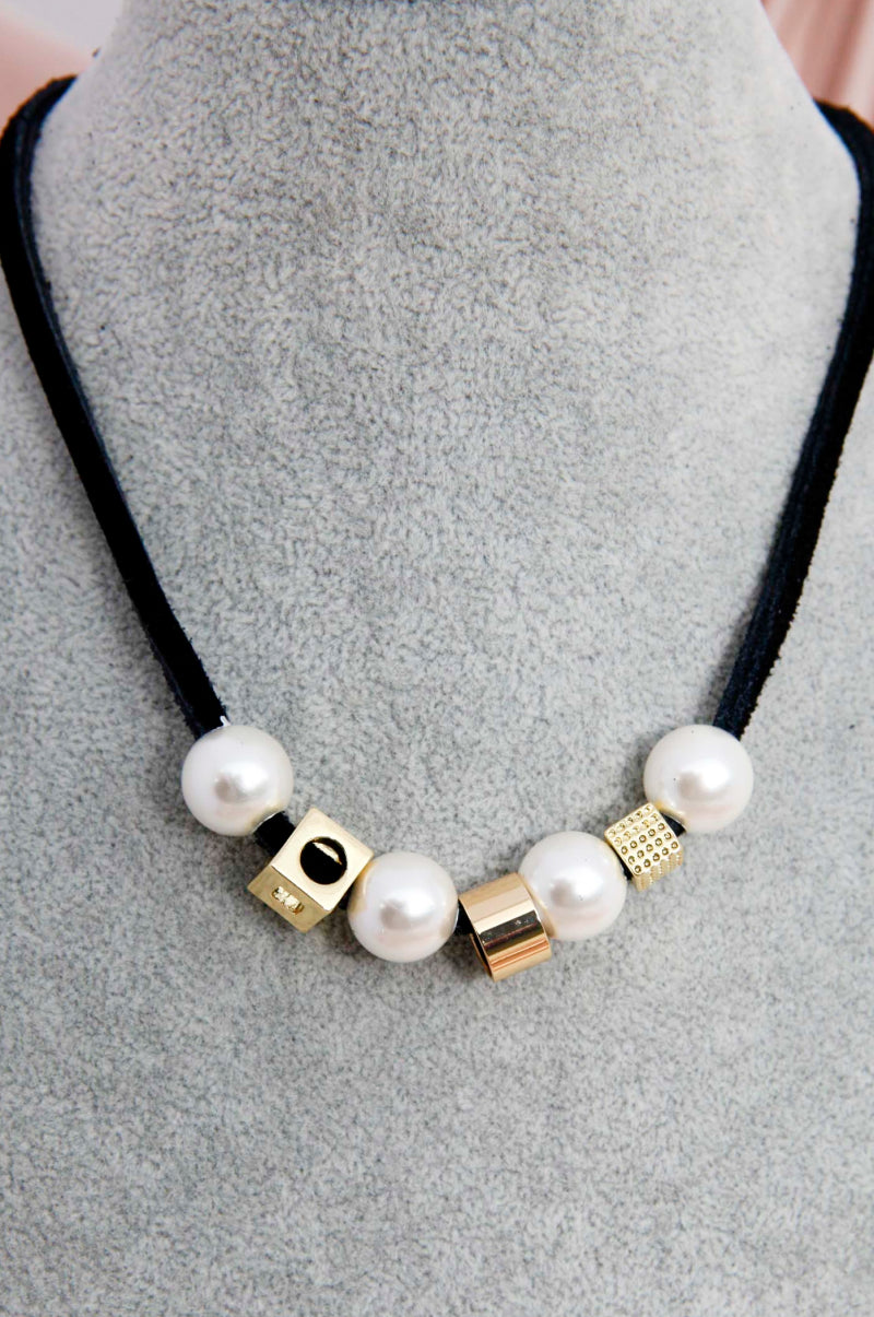 Pearl and Gold Beaded Necklace - LXM Fashion 